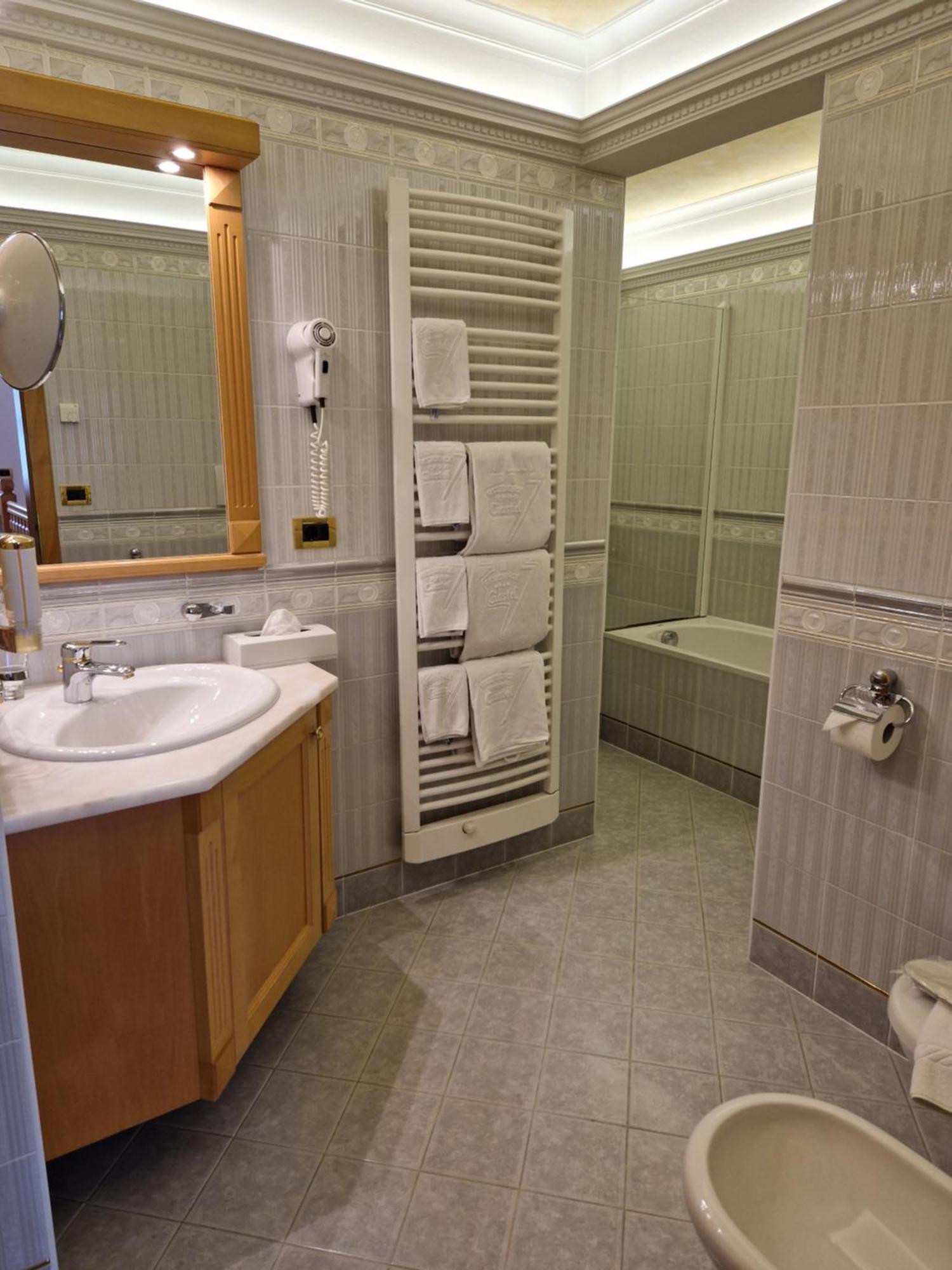 Residence Ciastel Ortisei Ngoại thất bức ảnh